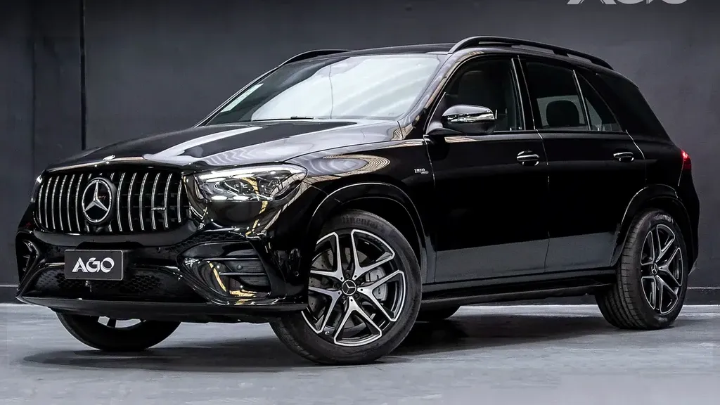 Foto de um mercedes gle500e