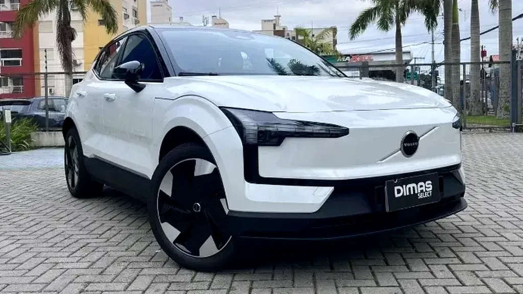 Foto de um volvo ex30