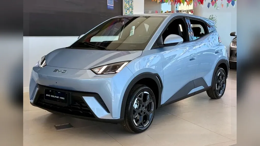 Foto de um byd dolphin mini