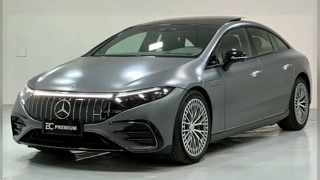 Foto de um mercedes eqs amg 53 4matic+