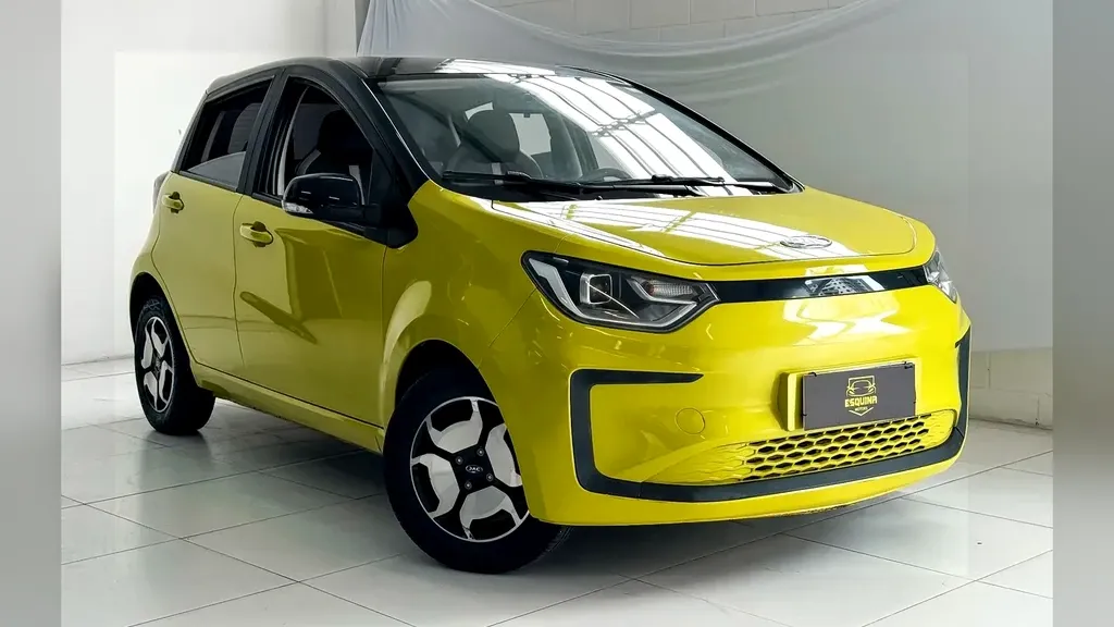 Foto de um jac e-js1