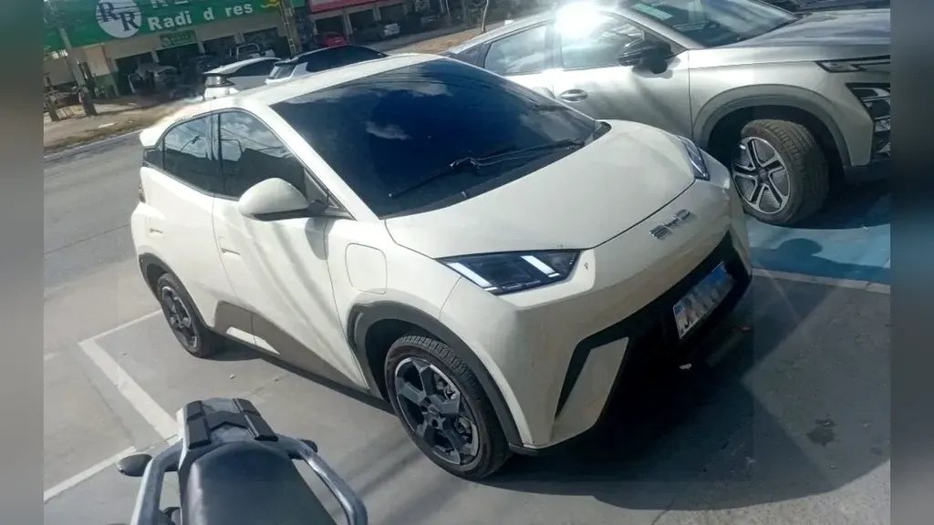 BYD Dolphin - Imagem 2