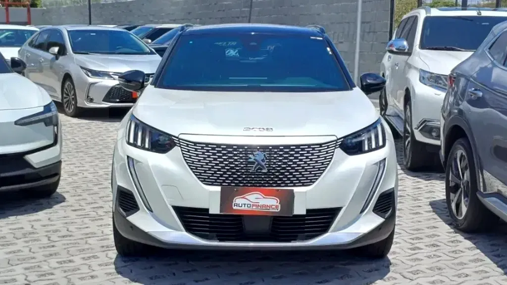 Peugeot E-2008 - Imagem 2