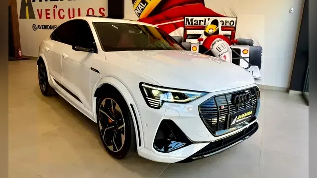 Foto de um audi e-tron s sportback