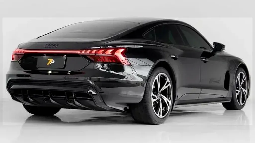 Audi E-tron  GT - Imagem 14
