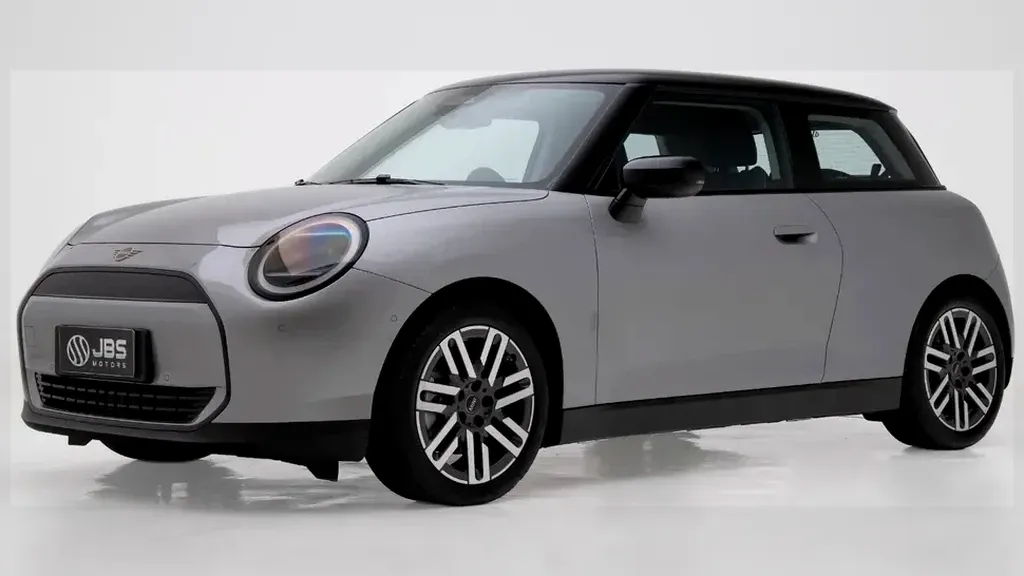 Foto de um mini cooper se