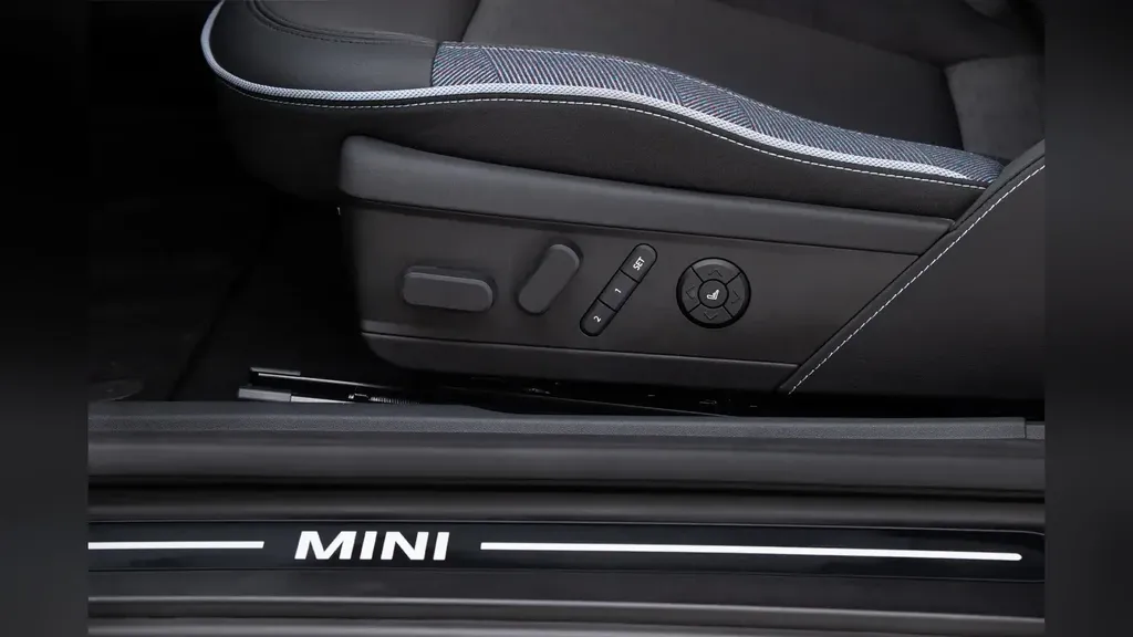 Mini CooperSE - Imagem 16