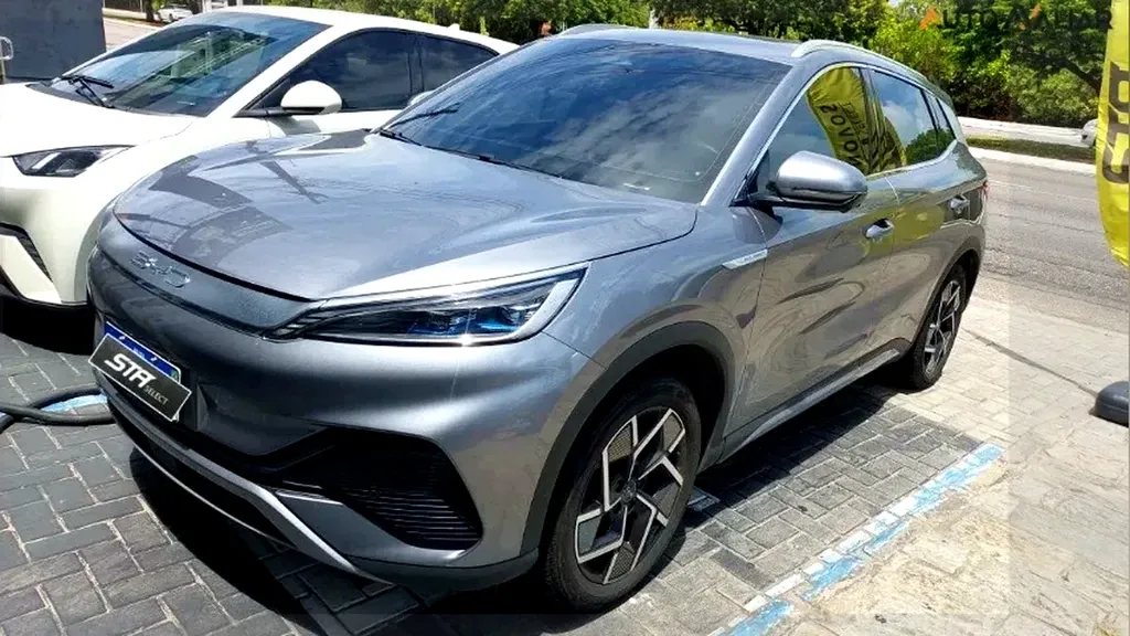 Foto de um byd yuan plus