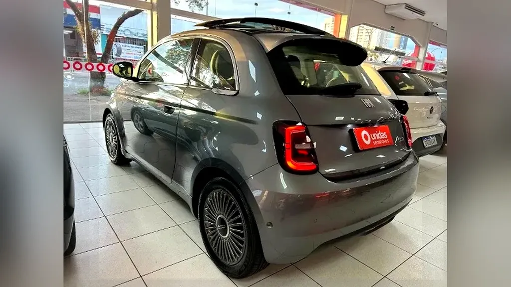 Fiat 500e - Imagem 4