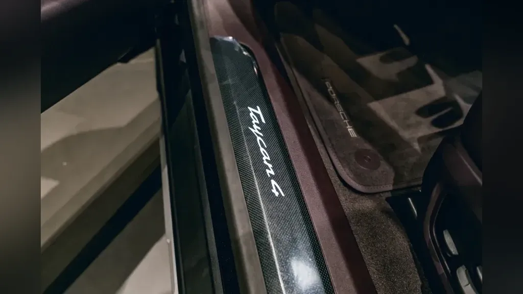 Porsche Taycan - Imagem 11