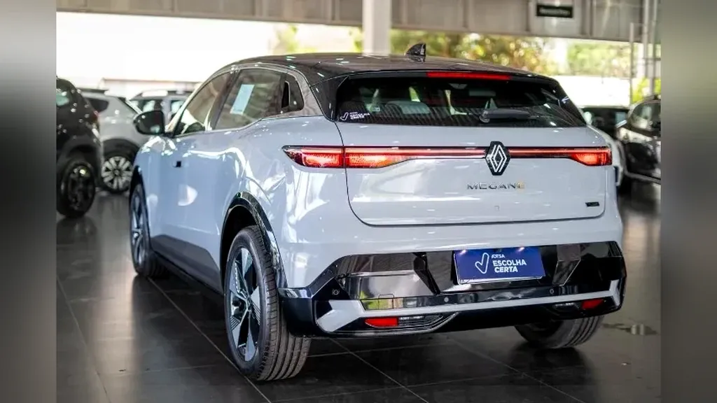 Renault Megane E-tech Electric - Imagem 6