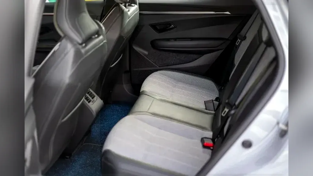 Renault Megane E-tech Electric - Imagem 7