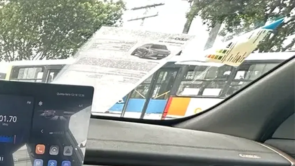 Chevrolet Captiva EV - Imagem 15