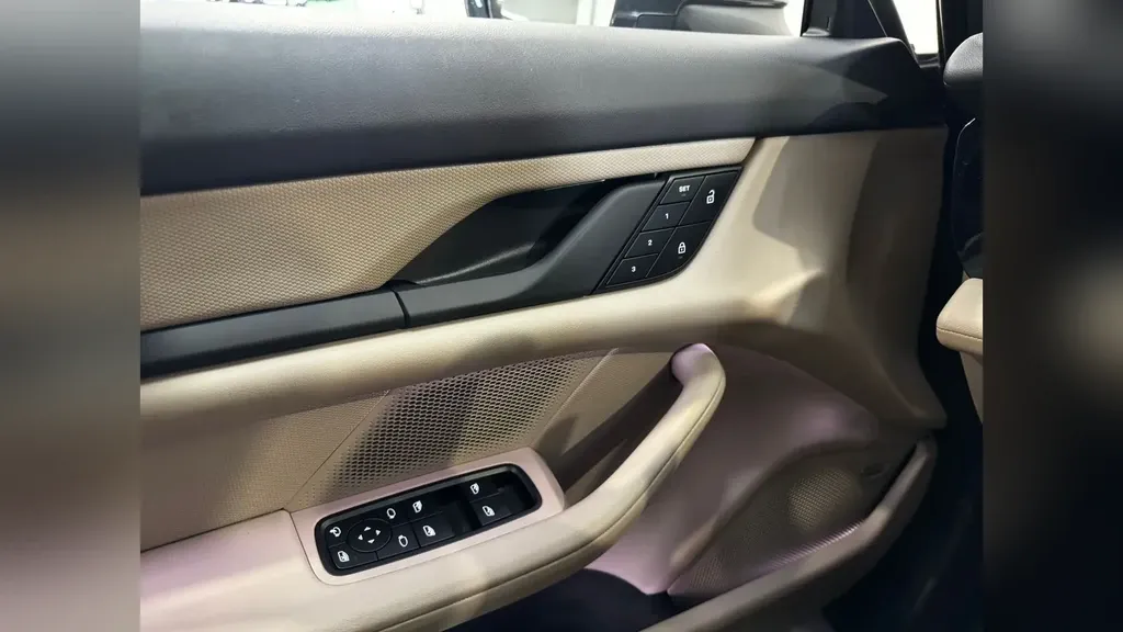 Porsche Taycan - Imagem 6