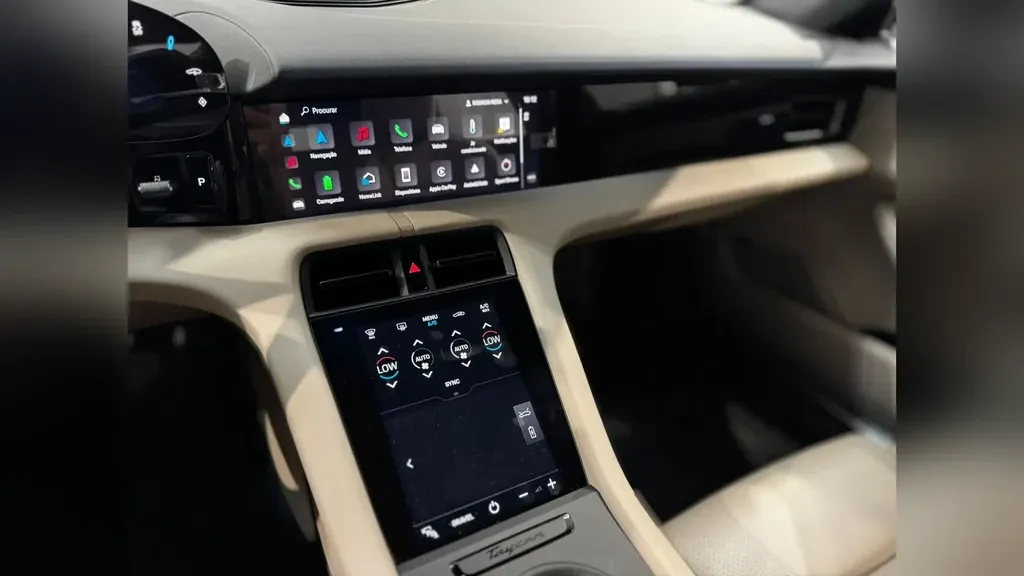 Porsche Taycan - Imagem 8