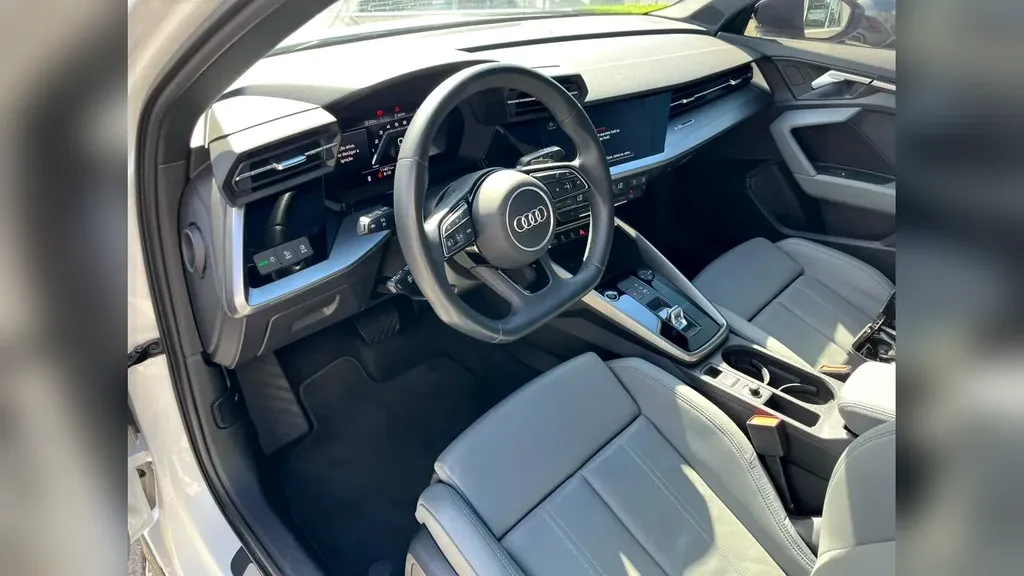 Audi A3 Sportback E-tron - Imagem 9