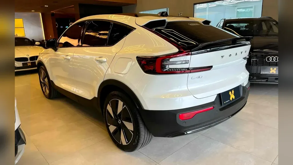 Volvo C40 Recharge - Imagem 7