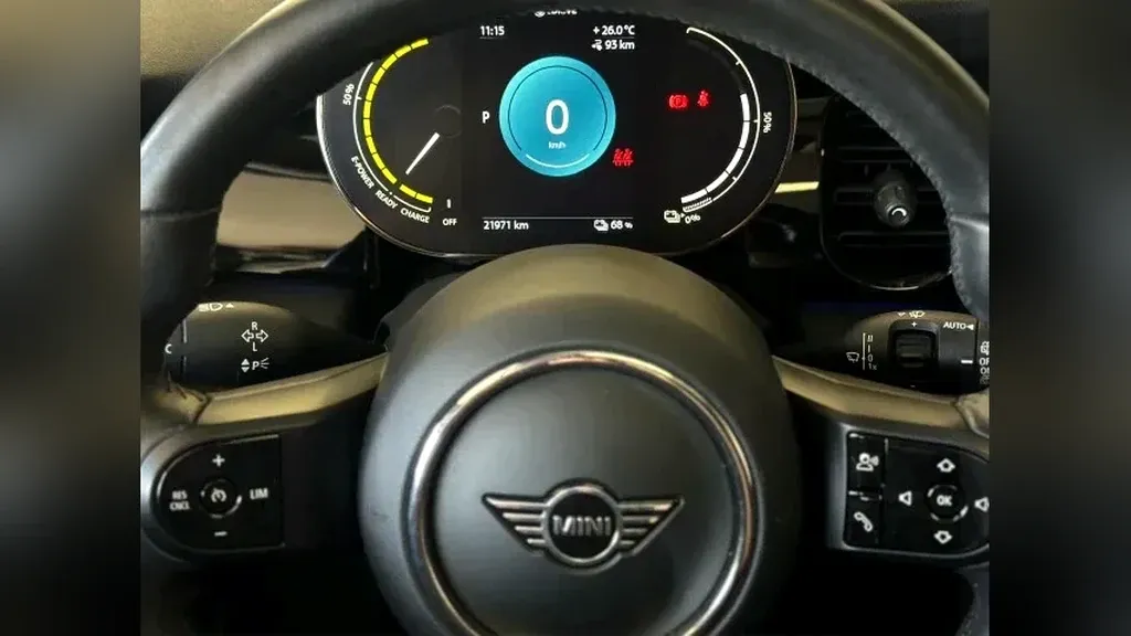 Mini CooperSE - Imagem 12