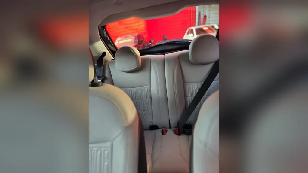 Fiat 500e - Imagem 12