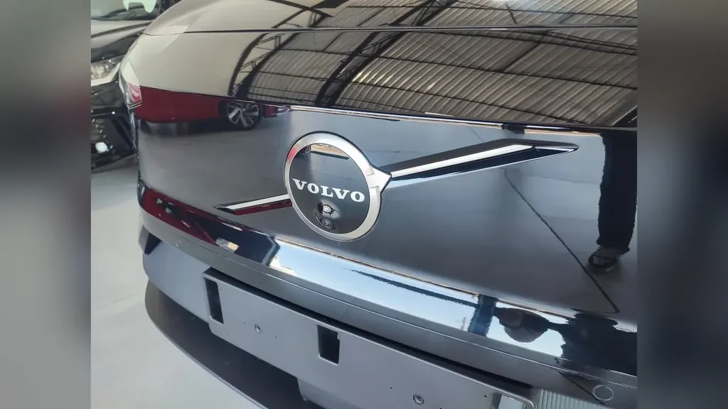 Volvo EX30 - Imagem 4