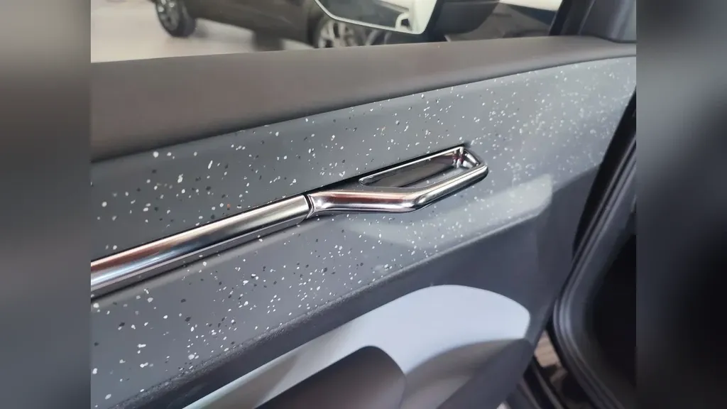 Volvo EX30 - Imagem 11