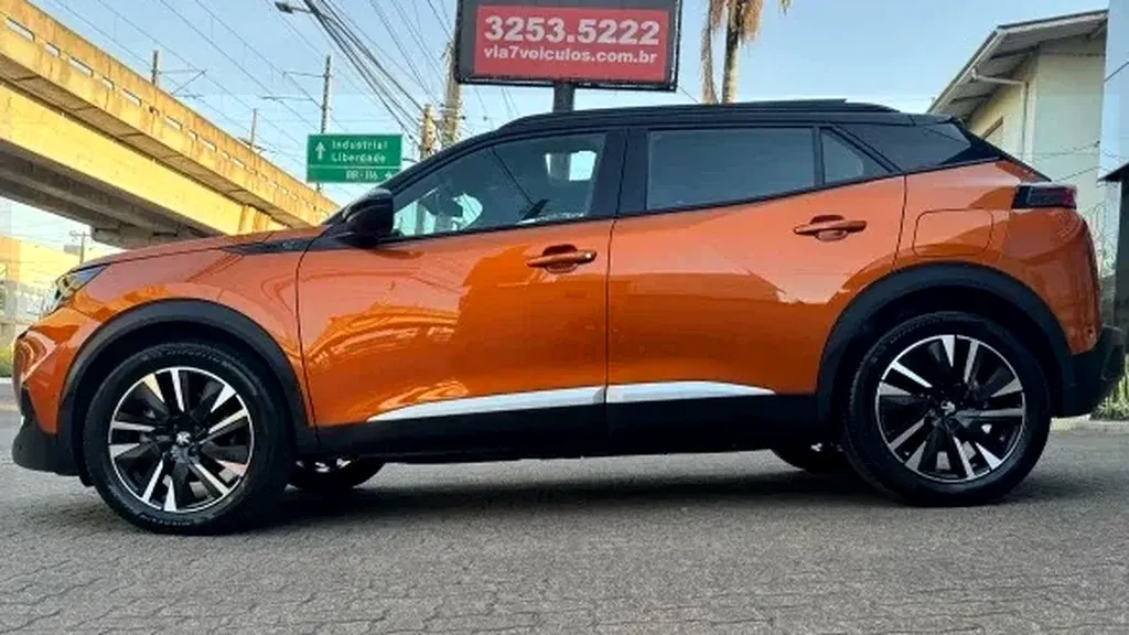 Peugeot E-2008 - Imagem 10