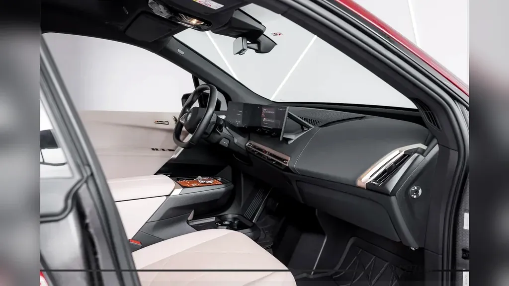 BMW Ix - Imagem 18