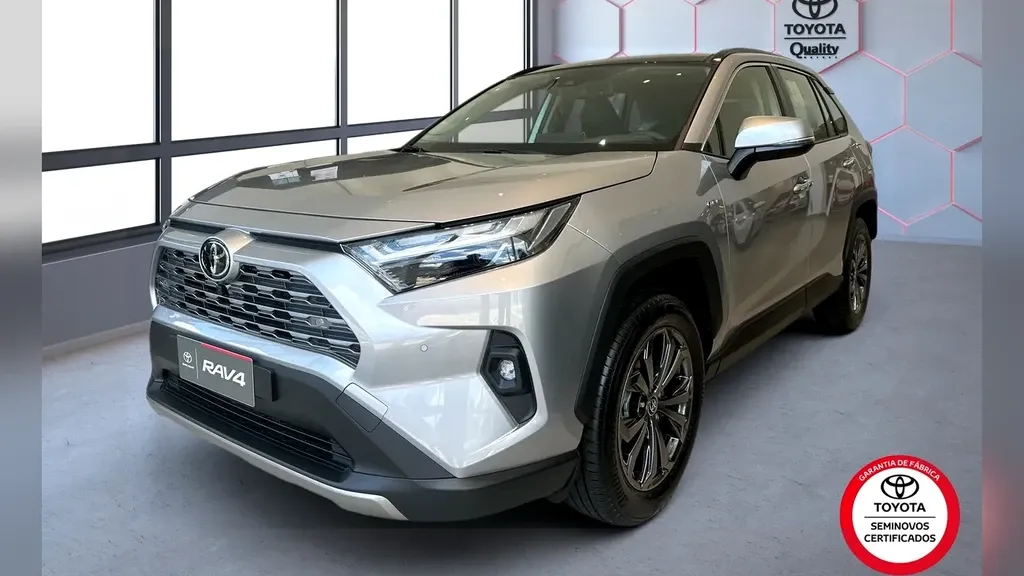 Foto de um toyota rav4 ev