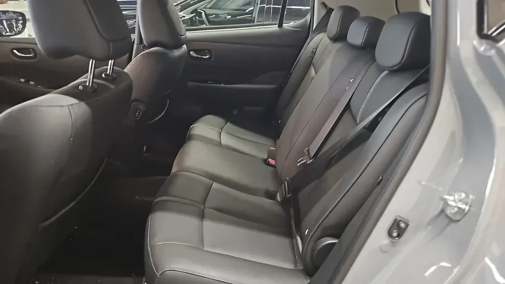 Nissan Leaf - Imagem 7