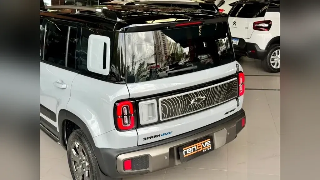 Chevrolet Spark Euv - Imagem 10