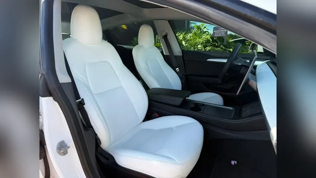 Tesla Model 3 - Imagem 8