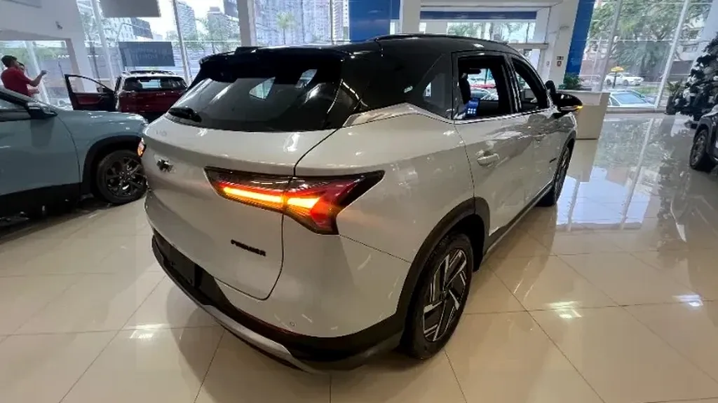 Chevrolet Captiva EV - Imagem 6