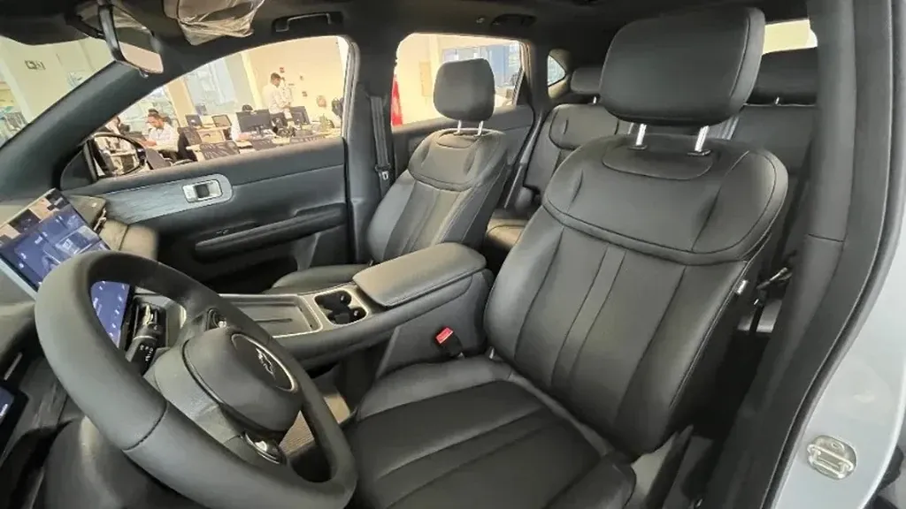 Chevrolet Captiva EV - Imagem 10