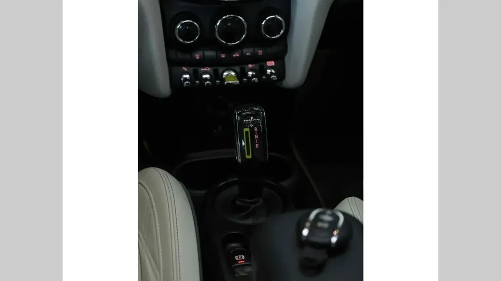 Mini CooperSE - Imagem 8