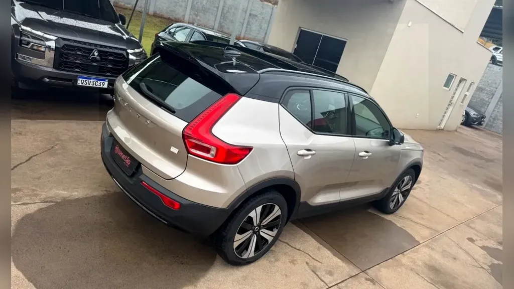 Volvo XC40 - Imagem 6