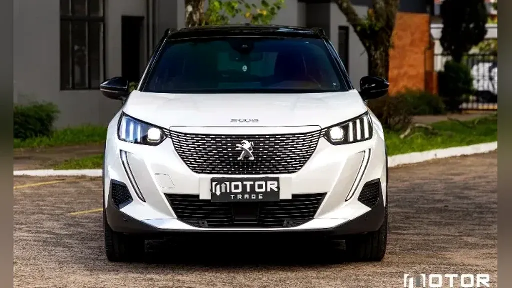 Foto de um peugeot e-2008