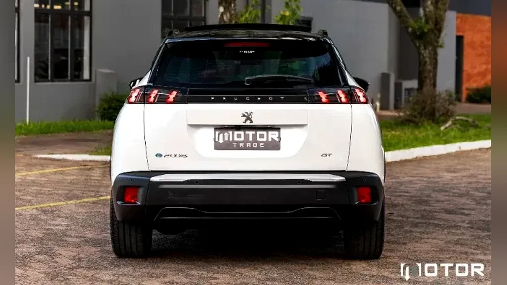 Peugeot E-2008 - Imagem 4