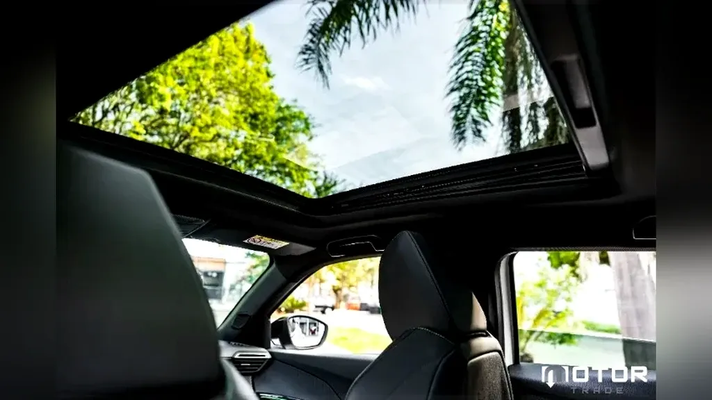 Peugeot E-2008 - Imagem 19