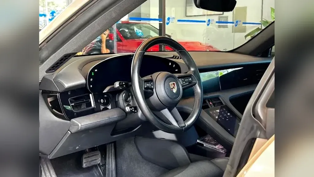 Porsche Taycan - Imagem 9