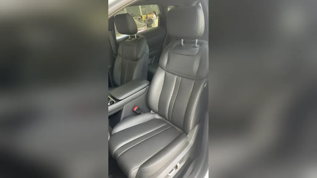 Chevrolet Captiva EV - Imagem 9