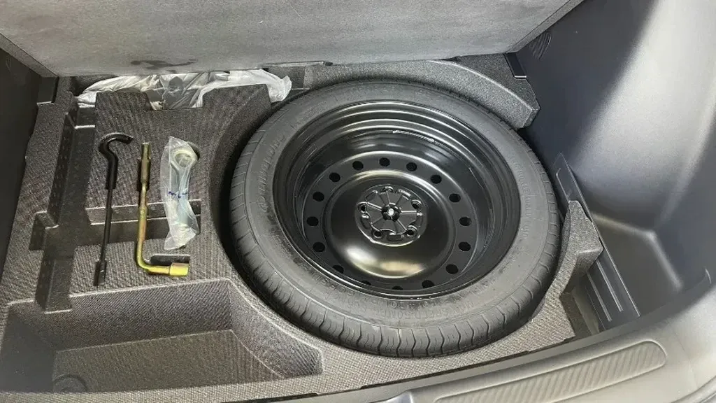 Chevrolet Captiva EV - Imagem 13