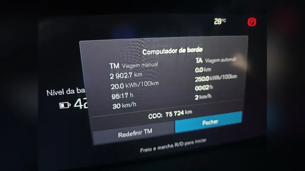 Volvo XC40 Recharge - Imagem 13