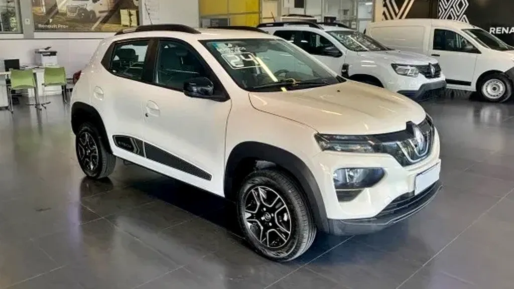Foto de um renault kwid e-tech electric
