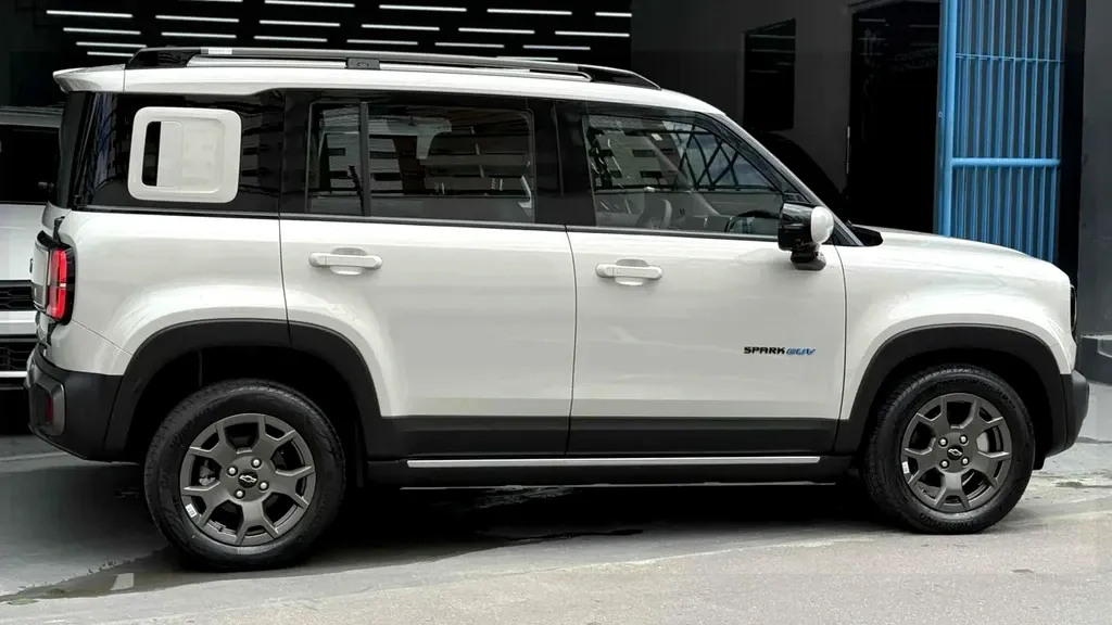 Chevrolet Spark Euv - Imagem 15