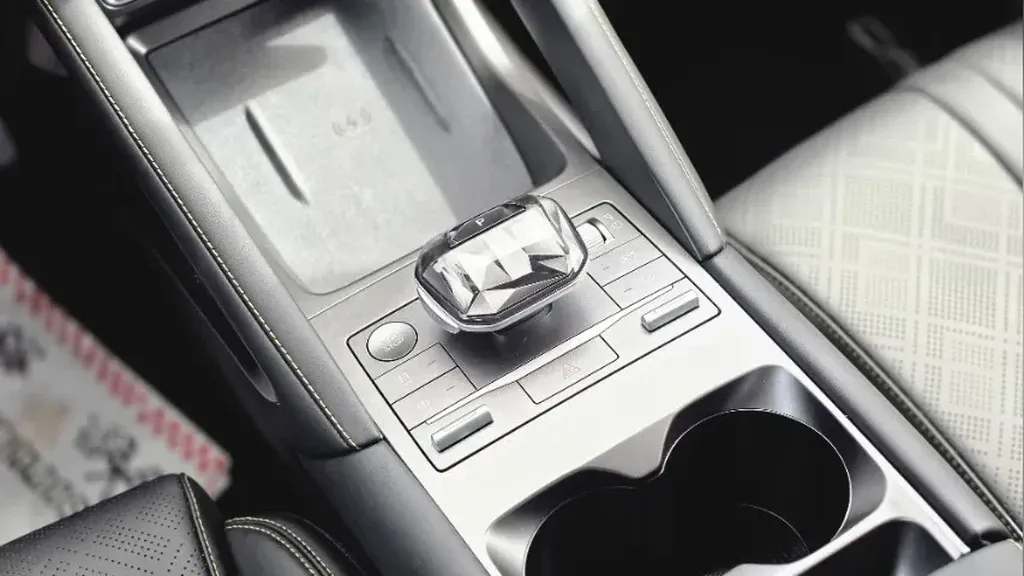 BYD Yuan Pro - Imagem 16