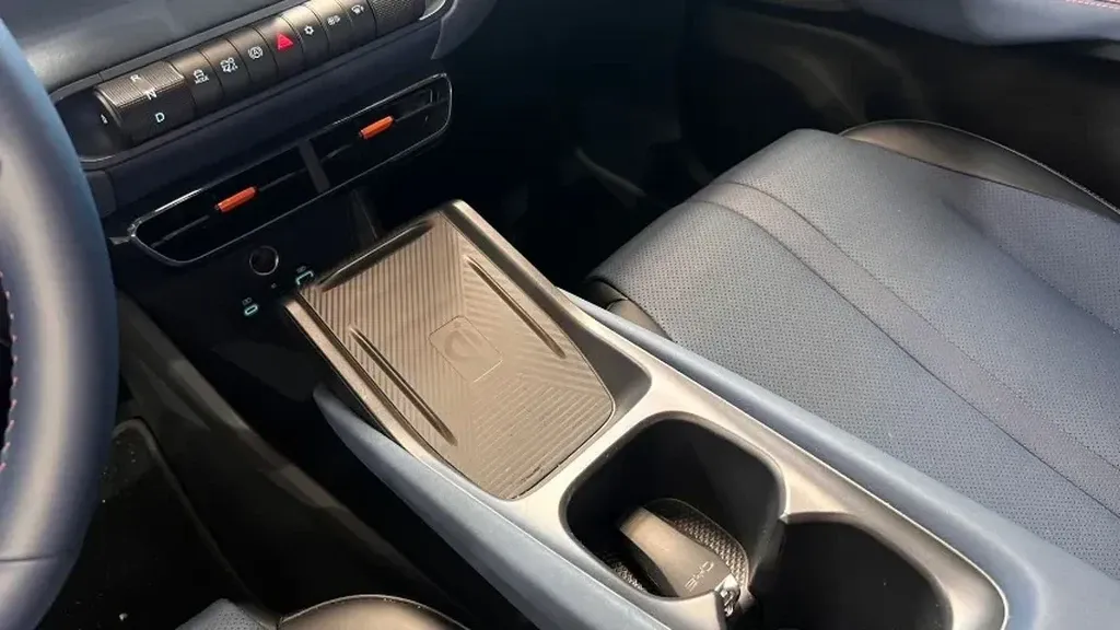 BYD Dolphin Mini - Imagem 18