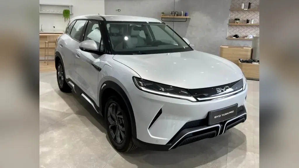 Foto de um byd yuan pro