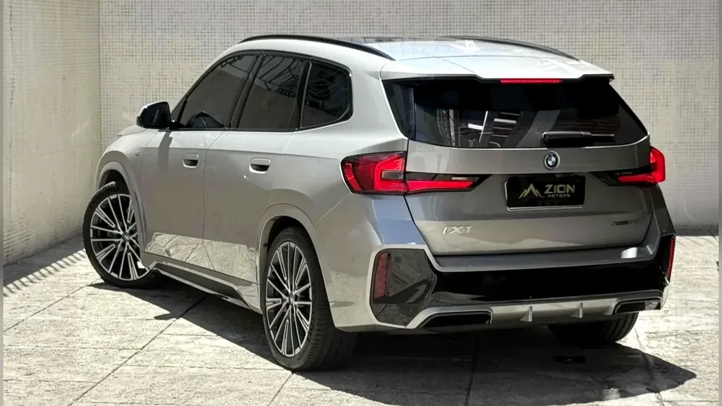 BMW IX1 - Imagem 4
