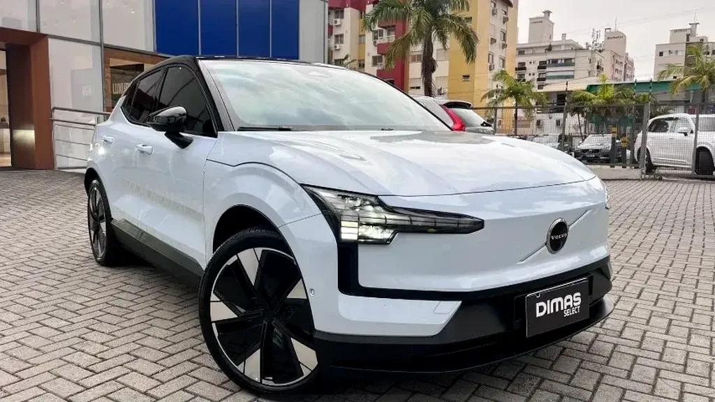Volvo EX30 - Imagem 3