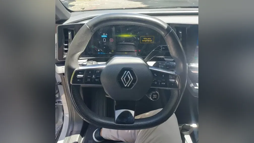 Renault Megane E-tech Electric - Imagem 7